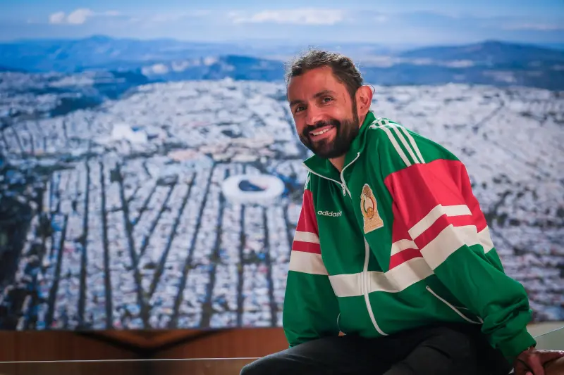 Inauguran muestra aérea Canchas de Santiago Arau en Plaza Patria