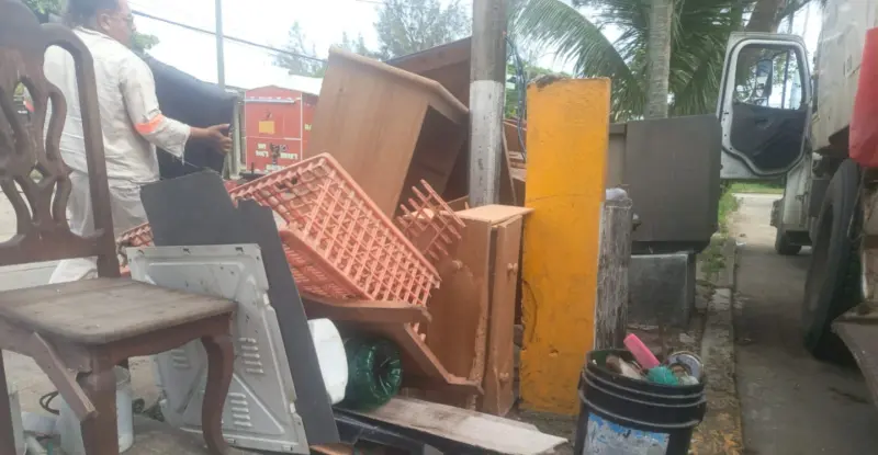 Suman 87 toneladas de cacharros retiradas en Coatzacoalcos