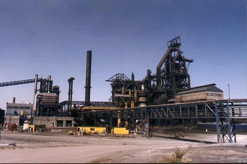 Exobreros de AHMSA advierten: impedirán salida de equipos tecnológicos de la siderúrgica