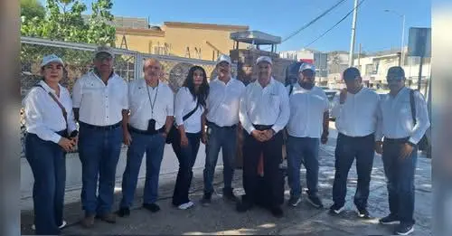 En Torreón, jubilados de CFE intensifican protestas contra reducción de pensiones