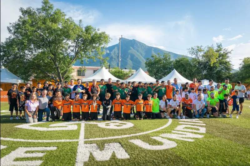 Nuevo León se prepara para el mundial con 550 canchas escolares renovadas