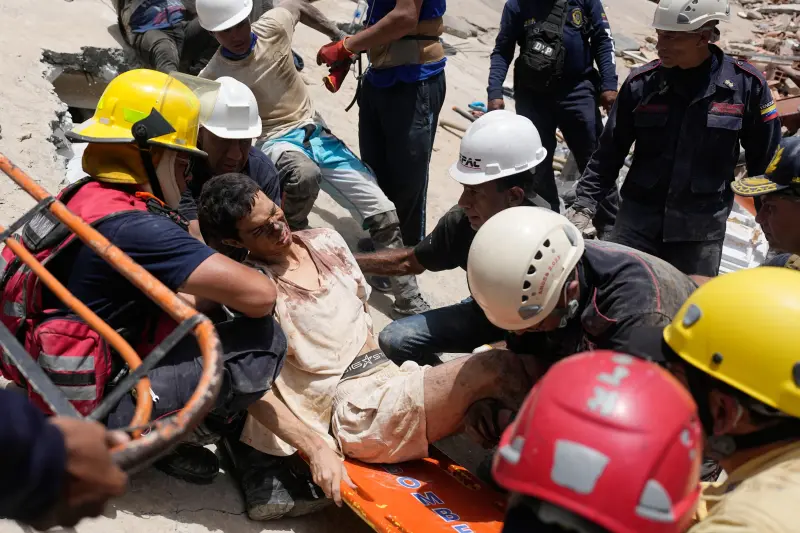 Precisa Ministro de Salud de Venezuela que 235 personas murieron y 4,300 resultaron heridas por sismos
