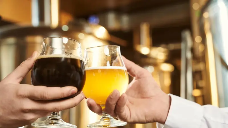 Vinos y cervezas Pride 2026: etiquetas que celebran y apoyan a la comunidad LGBTQ+