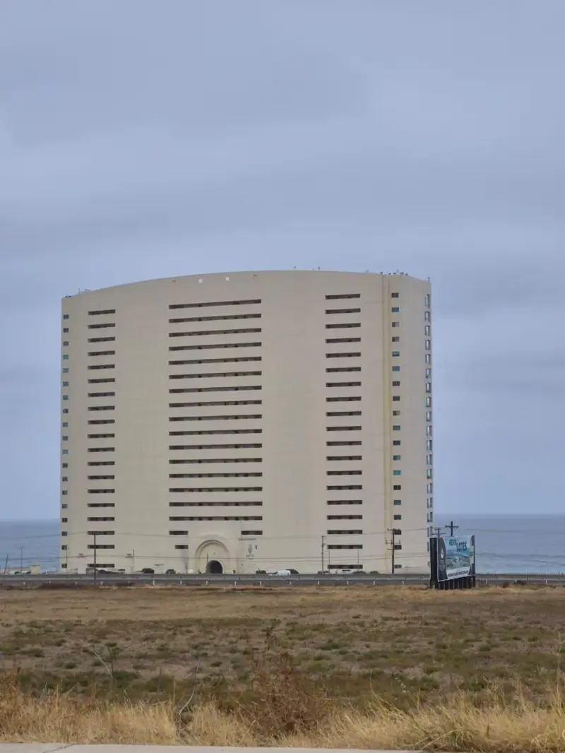 Mercado inmobiliario de Rosarito registra caída de hasta 15% en precios y ventas durante 2026