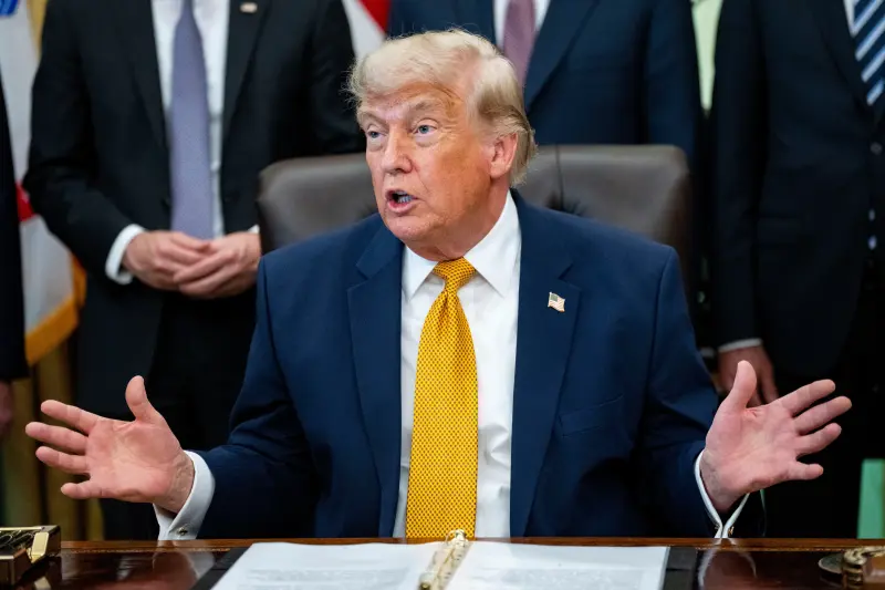 G7: el jefe en Versalles y el poder sin pudor