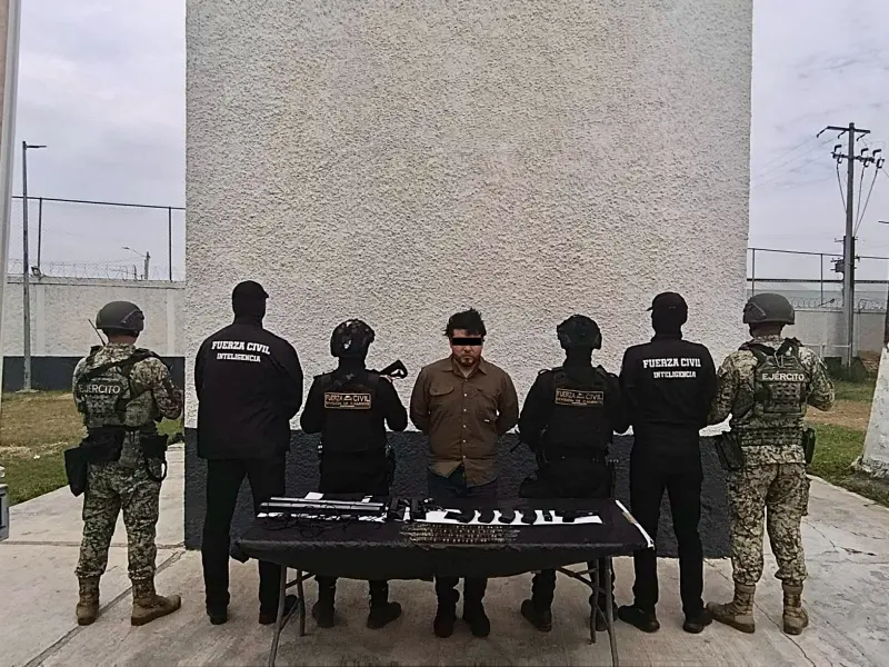 Fuerza Civil detiene a hombre vinculado con robos en carreteras en Escobedo