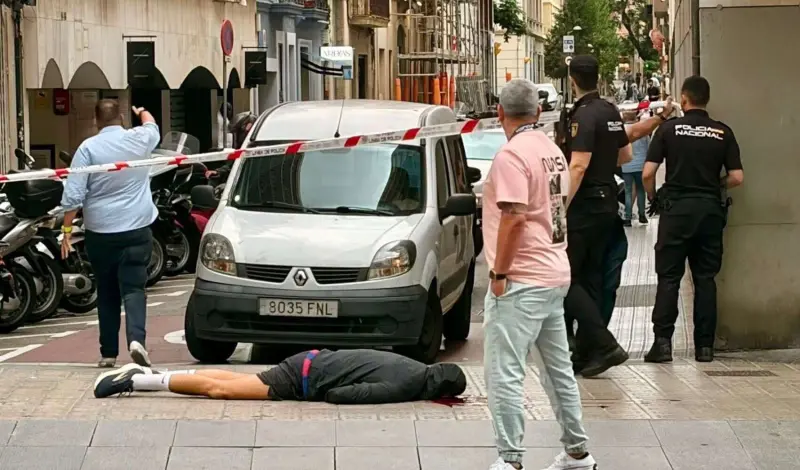 Barcelona, sacudida por un nuevo crimen a tiros: un hombre es asesinado en pleno centro