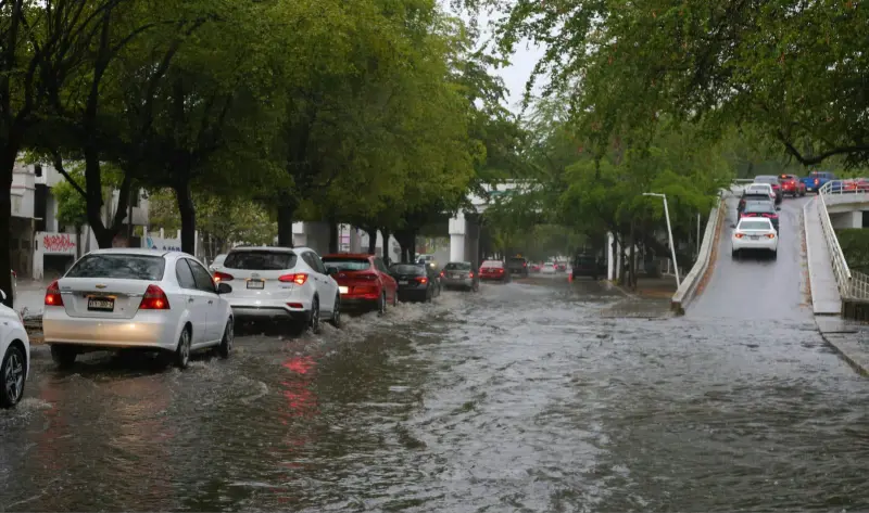 Protección Civil activa operativo por lluvias en Culiacán; llama a extremar precauciones
