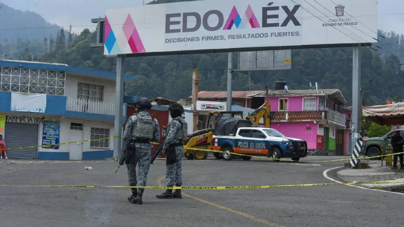 Operativo en Cuautitlán Izcalli deja un agente de la Fiscalía y un presunto homicida muertos