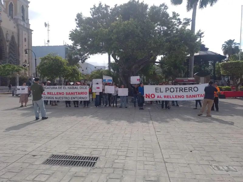 Comunidades del norte de Mazatlán protestan contra proyecto de relleno sanitario