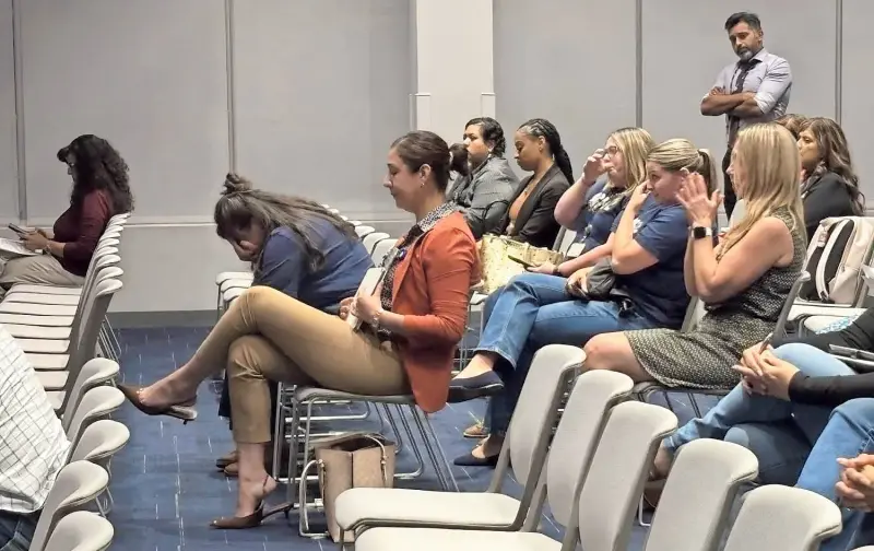 Despedirá EPISD a 55 empleados