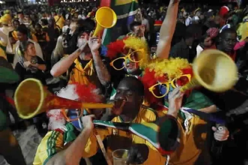 Lo que prohibe la FIFA para entrar a los estadios
