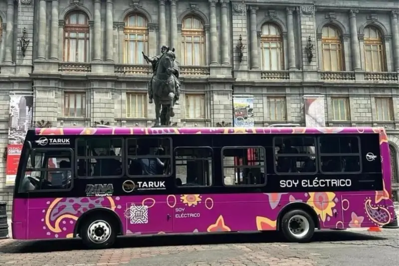 Buscan autobuses eléctricos sumarse a transporte público