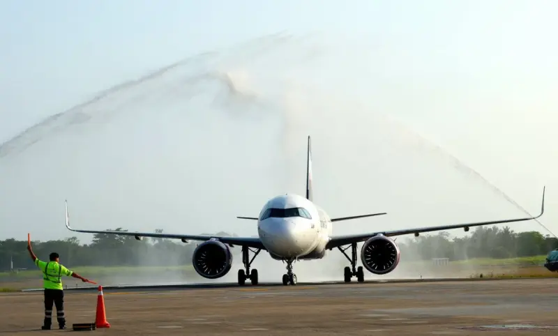 Inauguran ruta de Volaris Villahermosa-Puebla con cuatro vuelos