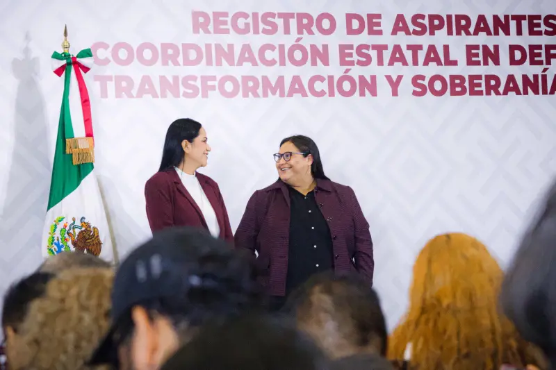 Con porras y tambores, Morena registra a sus primeros 20 aspirantes a una gubernatura en las elecciones de 2027