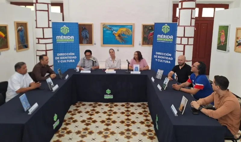 Ayuntamiento de Mérida entrega publicaciones a ganadores del Fondo Editorial 2025