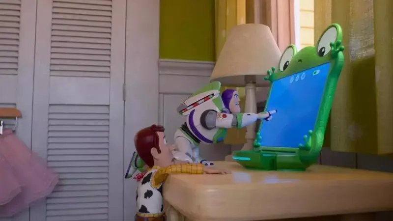 "Toy Story 5" aborda las tensiones tecnológicas y las dificultades de las preadolescentes