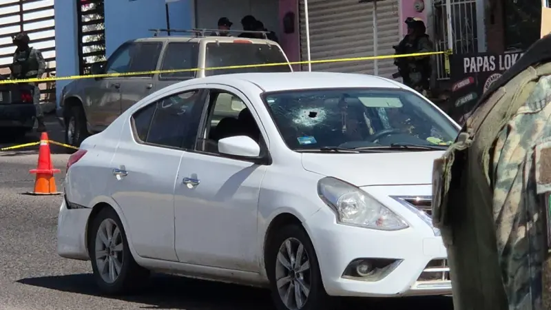 Asesinan a comandante de la Policía Estatal en la colonia 10 de Mayo, en Culiacán