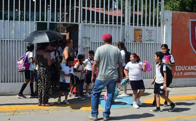 Recortan horarios de clase en Coahuila para ver juego inaugural de México en el Mundial
