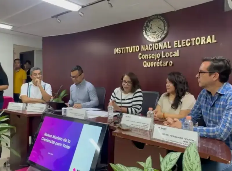INE presenta nuevo modelo de credencial para votar con mayores medidas de seguridad