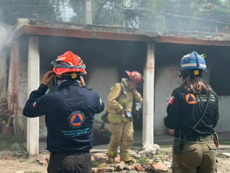 Sofocan incendio en vivienda abandonada de San Antonio de la Punta