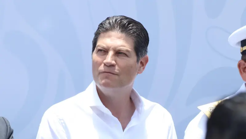 Urge fortalecer policías y estado de derecho: Alfonso Martínez