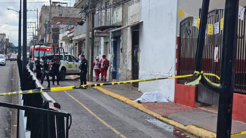Terror en Salamanca: Matan a hombre frente a secundaria y templo; hay un detenido