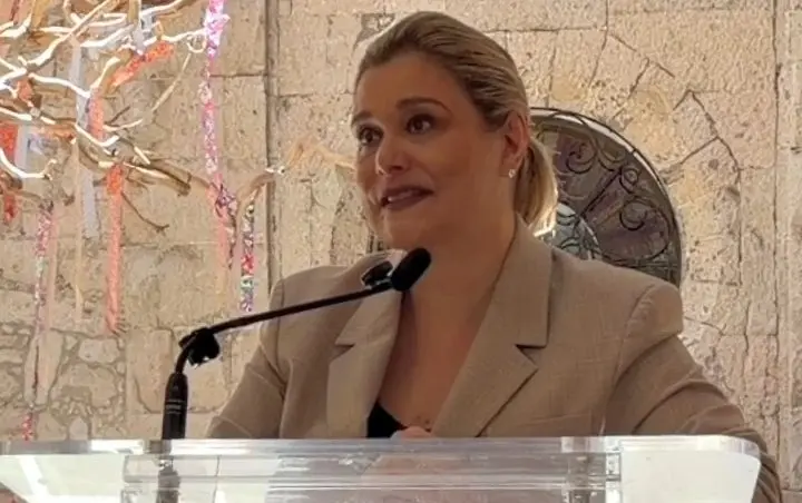 Maru Campos afirma que denuncian a Andrea y Ariadna por venta de predios