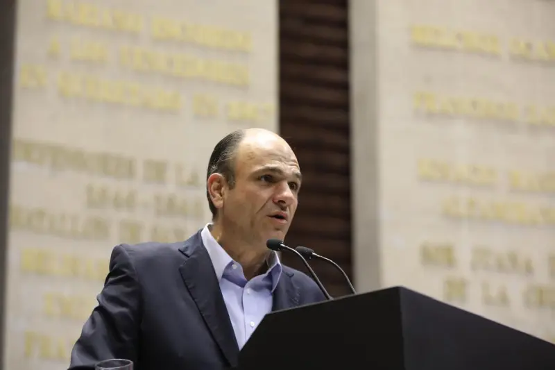 Propone Jericó Abramo crear paraderos seguros para transportistas en carreteras del País