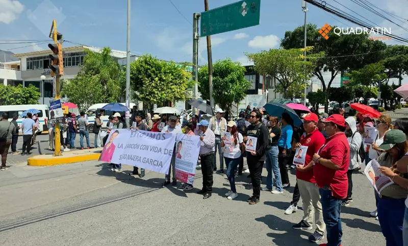 Bloquean por joven desaparecido en Chilpancingo