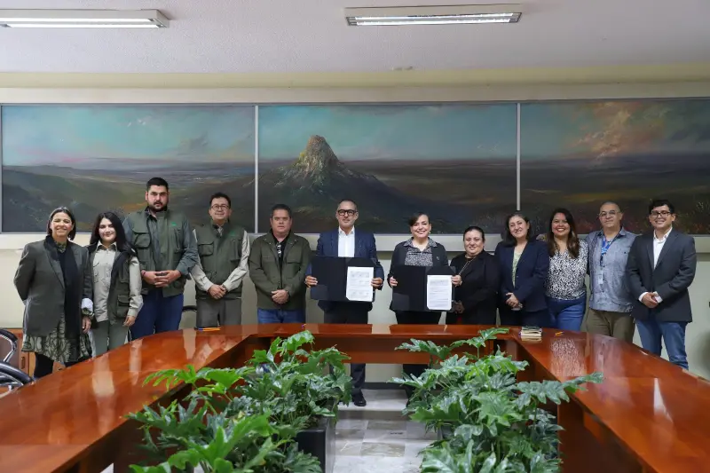 Firman convenio UAQ y Gran Reserva Ecológica Wamerú
