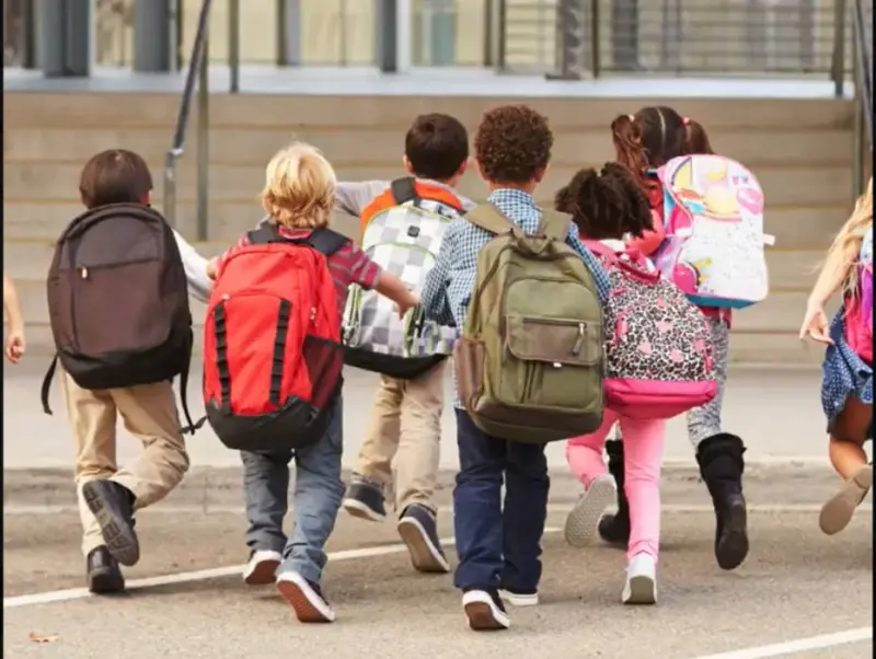 Aprueban proyecto para la transparencia de ayuda estatal a escuelas