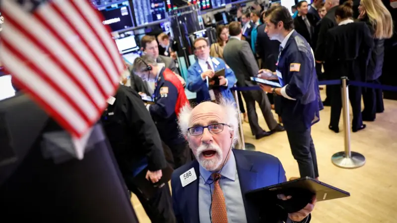 El S&P 500 y el Nasdaq Composite cayeron por las tecnológicas