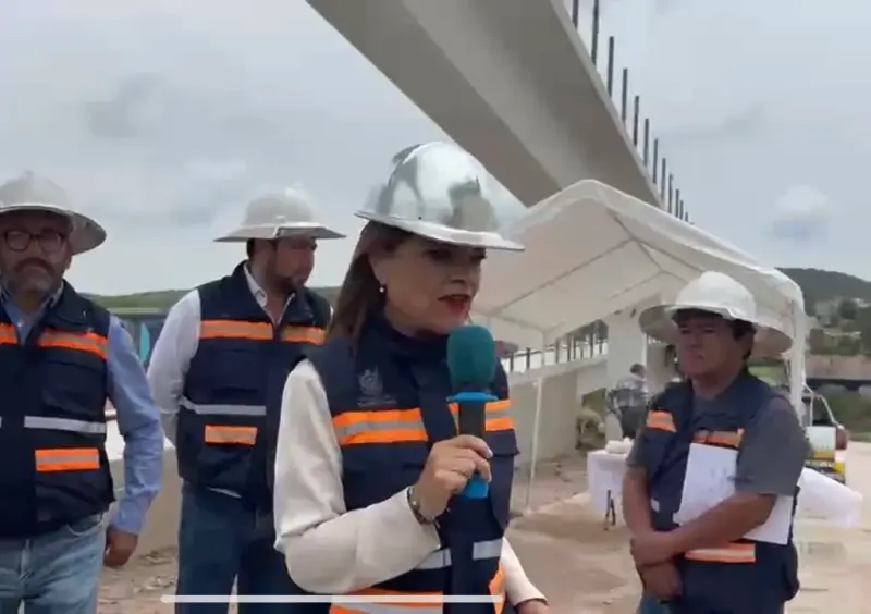 Puente peatonal sobre Fray Junípero Serra estará listo en julio; beneficiará a 13 mil peatones al día