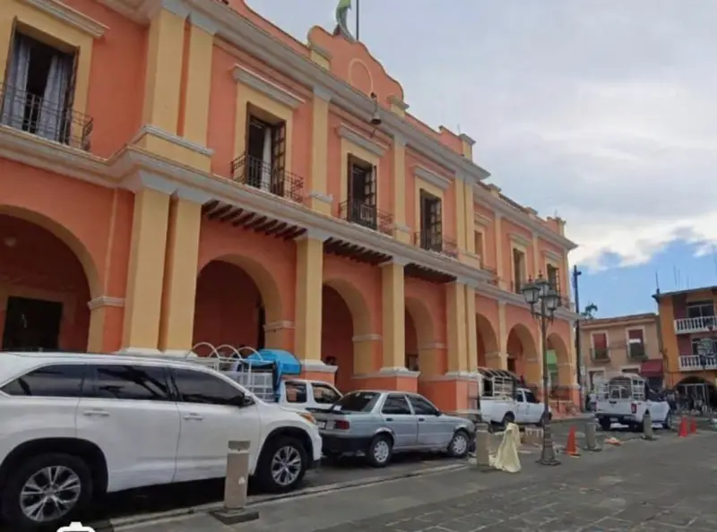 Se intoxican empleados del ayuntamiento de Coscomatepec