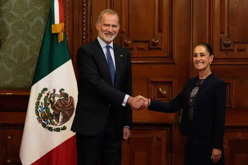 Sheinbaum y Felipe VI ‘hacen las paces’: La diplomacia del fútbol cierra las tensiones entre las naciones