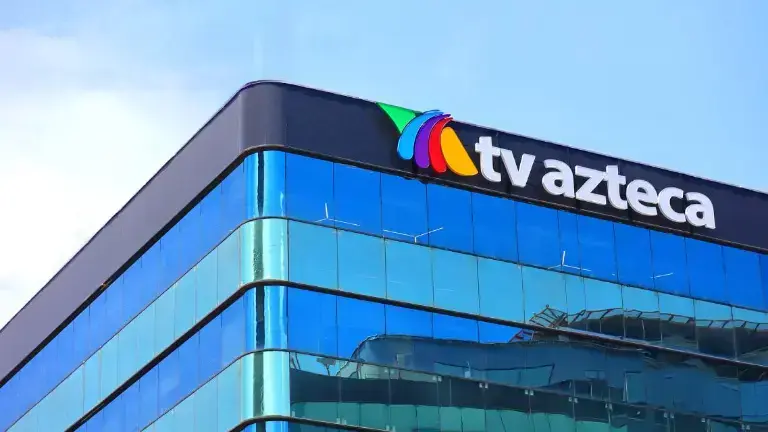 TV Azteca denuncia censura tras llamado de Sheinbaum a no sintonizar su señal