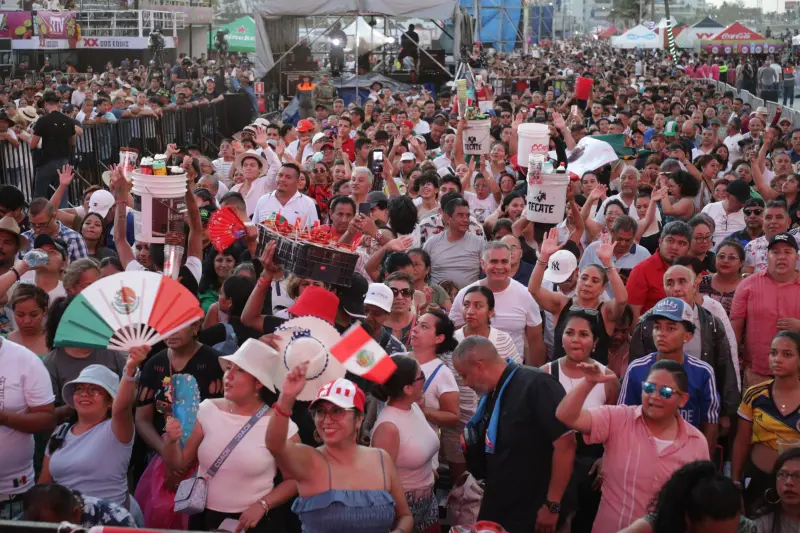 Celebran asistentes en el Salsa Fest 2026