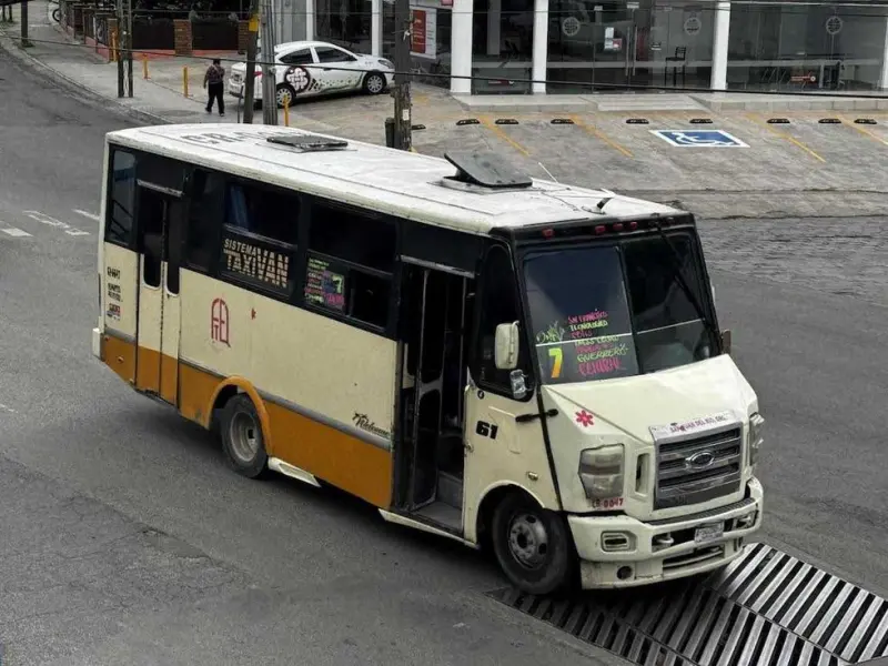 Ugalde exige transparentar intereses en transporte de San Juan del Río