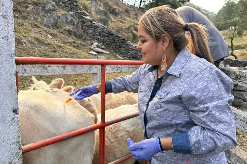 Lupita Ramírez Plaza cumple con apoyo al sector agrícola