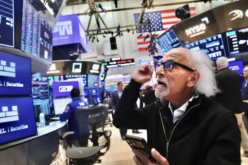 Wall Street se desploma, las tecnológicas y el temor a tasas más altas golpean los mercados
