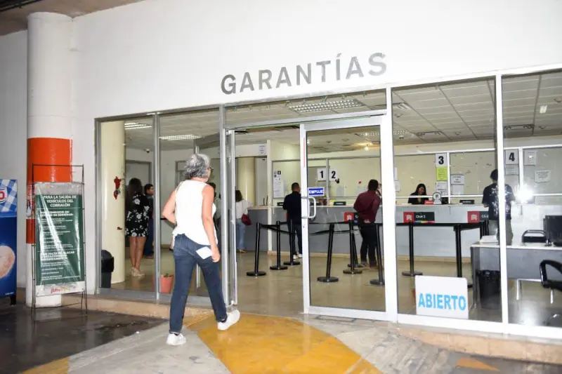 Vecinos del Centro de Torreón pueden evitar pago de parquímetros