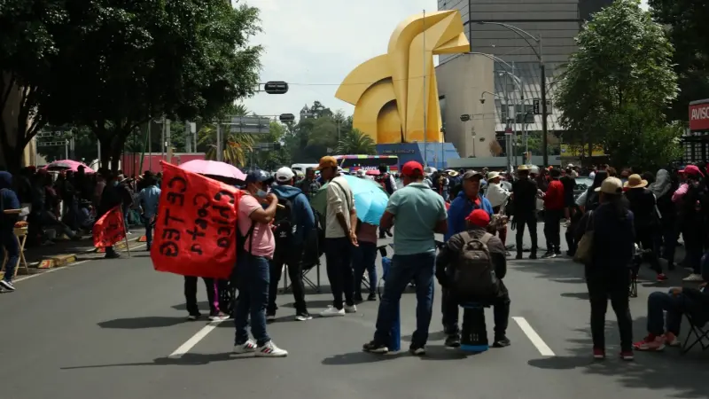 Consuman chantaje: Dan 800 millones de pesos a la CNTE para que levante plantón