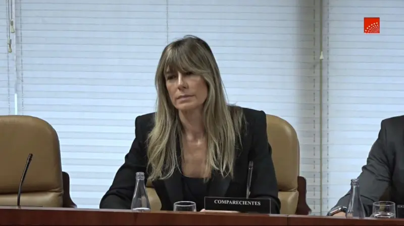 Peinado abre juicio oral contra Begoña Gómez y le retira el pasaporte
