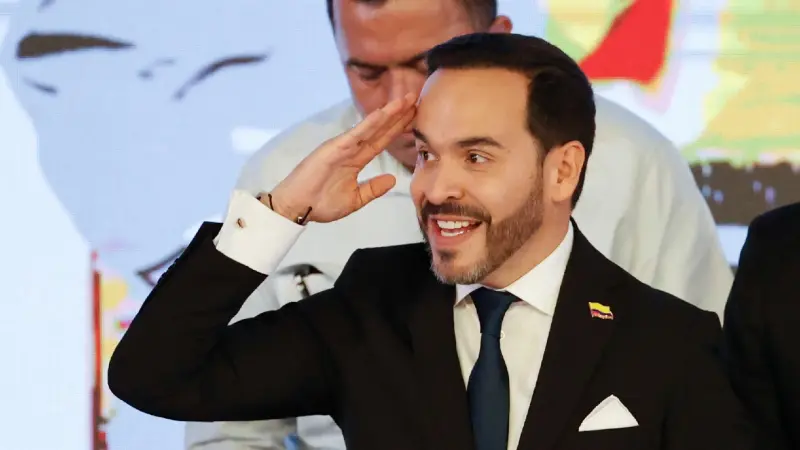 Abelardo de la Espriella, presidente electo de Colombia, da a los grupos armados ‘un mes para someterse’