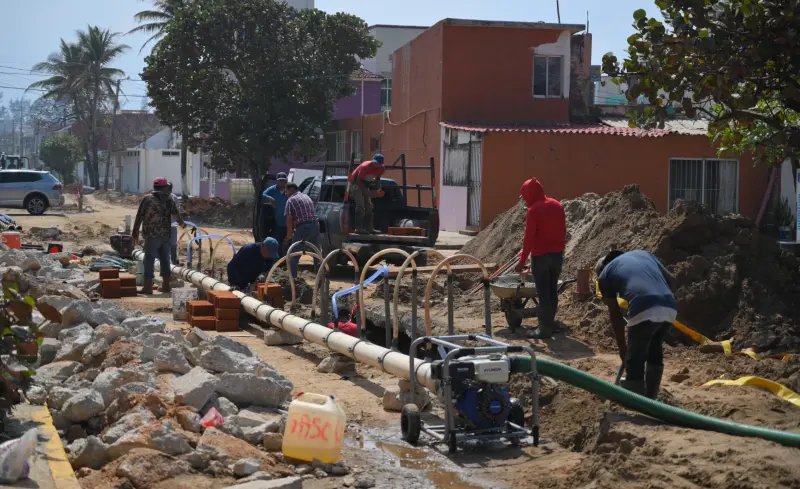 Anuncia Pedro Miguel rehabilitación de cárcamos y colectores sanitarios