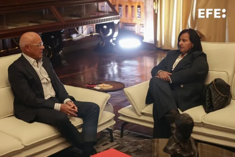 Venezuela, hacia la transición en 2026: EU reúne al chavismo y a la oposición para acelerar negociaciones