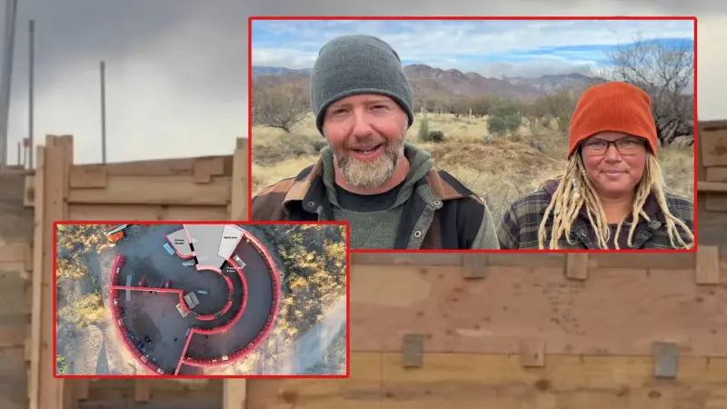 Una familia decide construir una finca autosuficiente en el desierto de Arizona con tierra, energía solar y captación de agua y así es su historia
