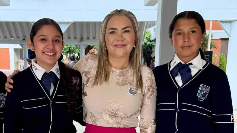 Realizan Secundarias Generales Olimpiada de Lenguaje y Comunicación
