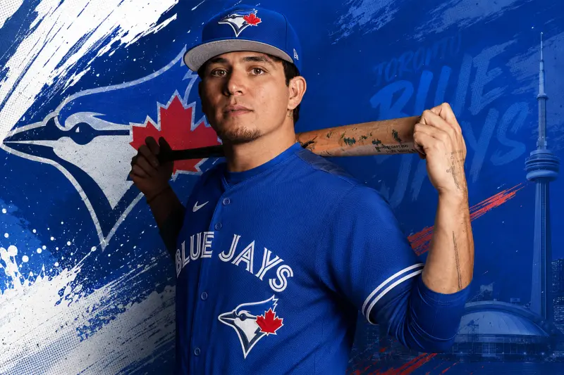 Luis Urías bateó jonrón en su debut con los Azulejos de Toronto luego de 10 meses sin jugar en la MLB